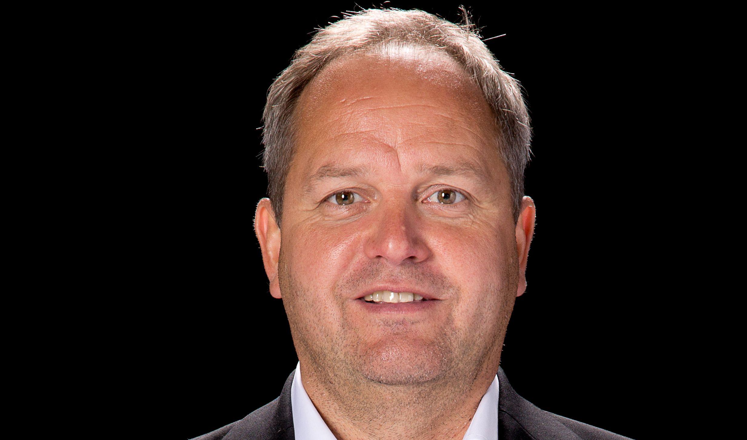 Fem spelare lämnar Modo