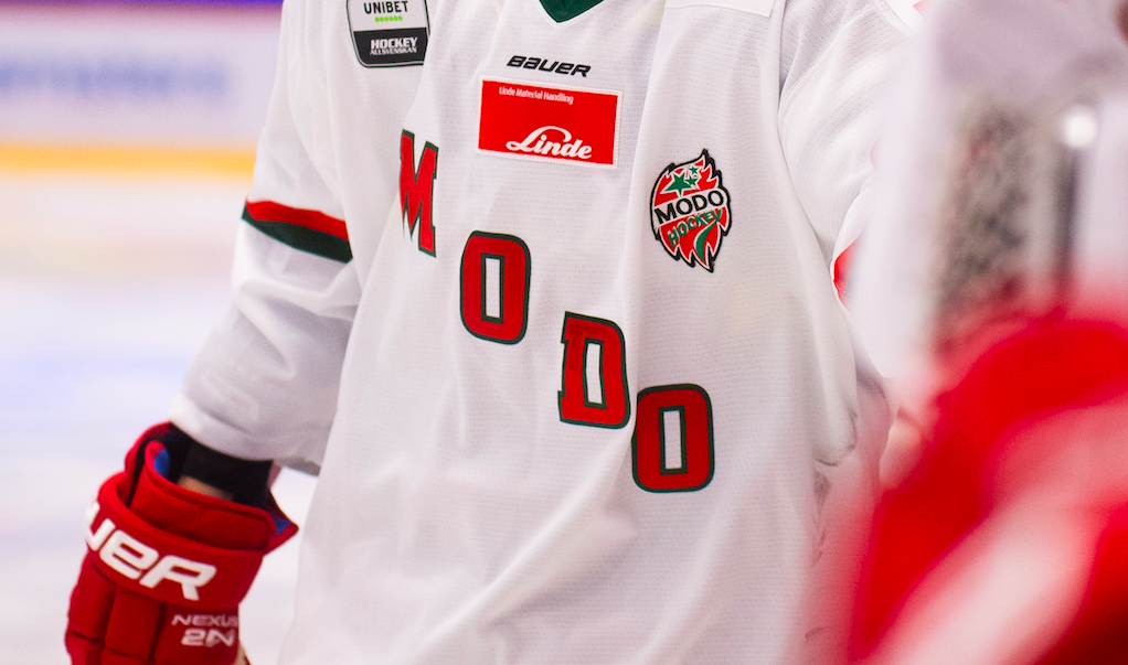Forwarden förstärker Modo Hockey