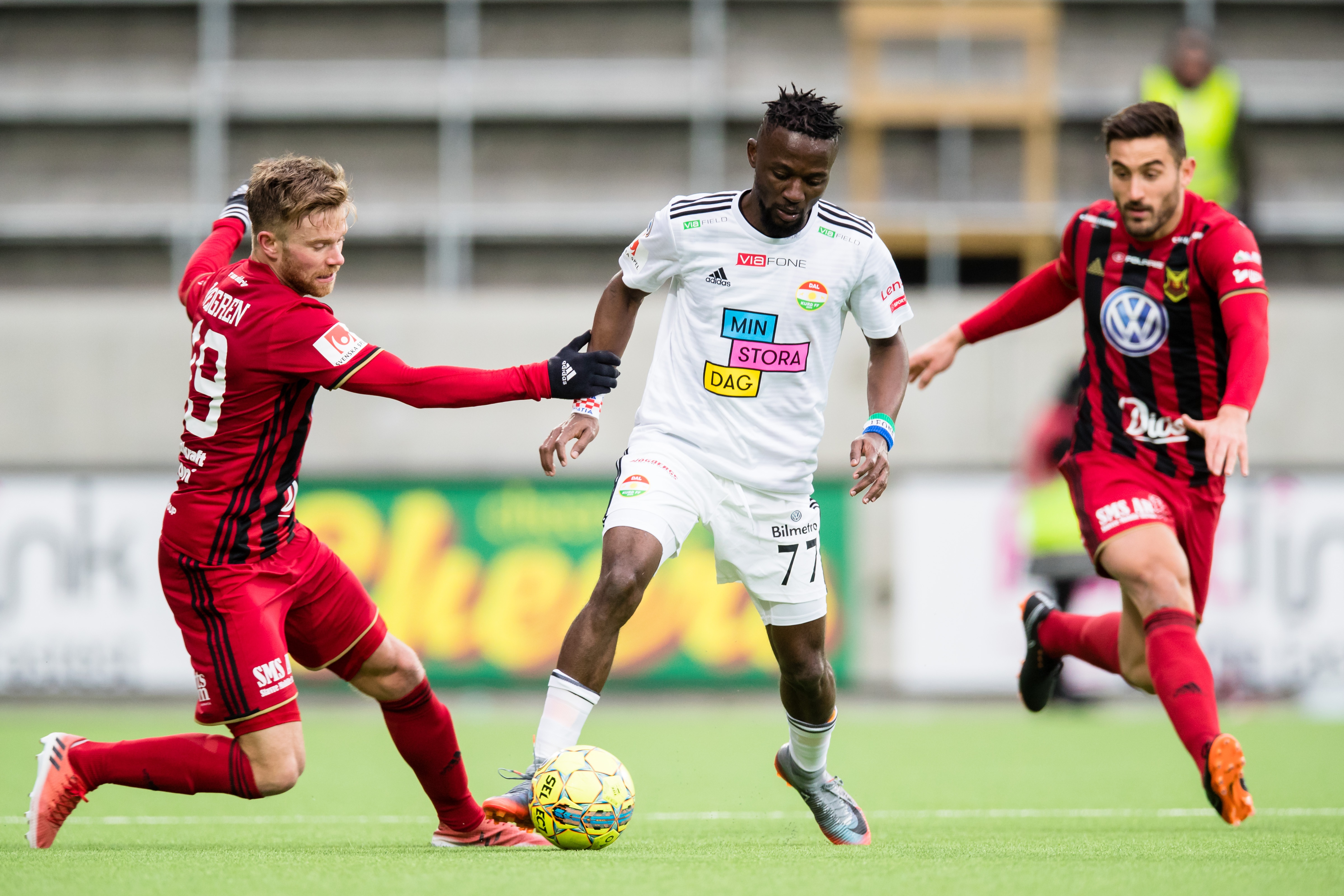 Mohamed Buya Turay tackar för sig