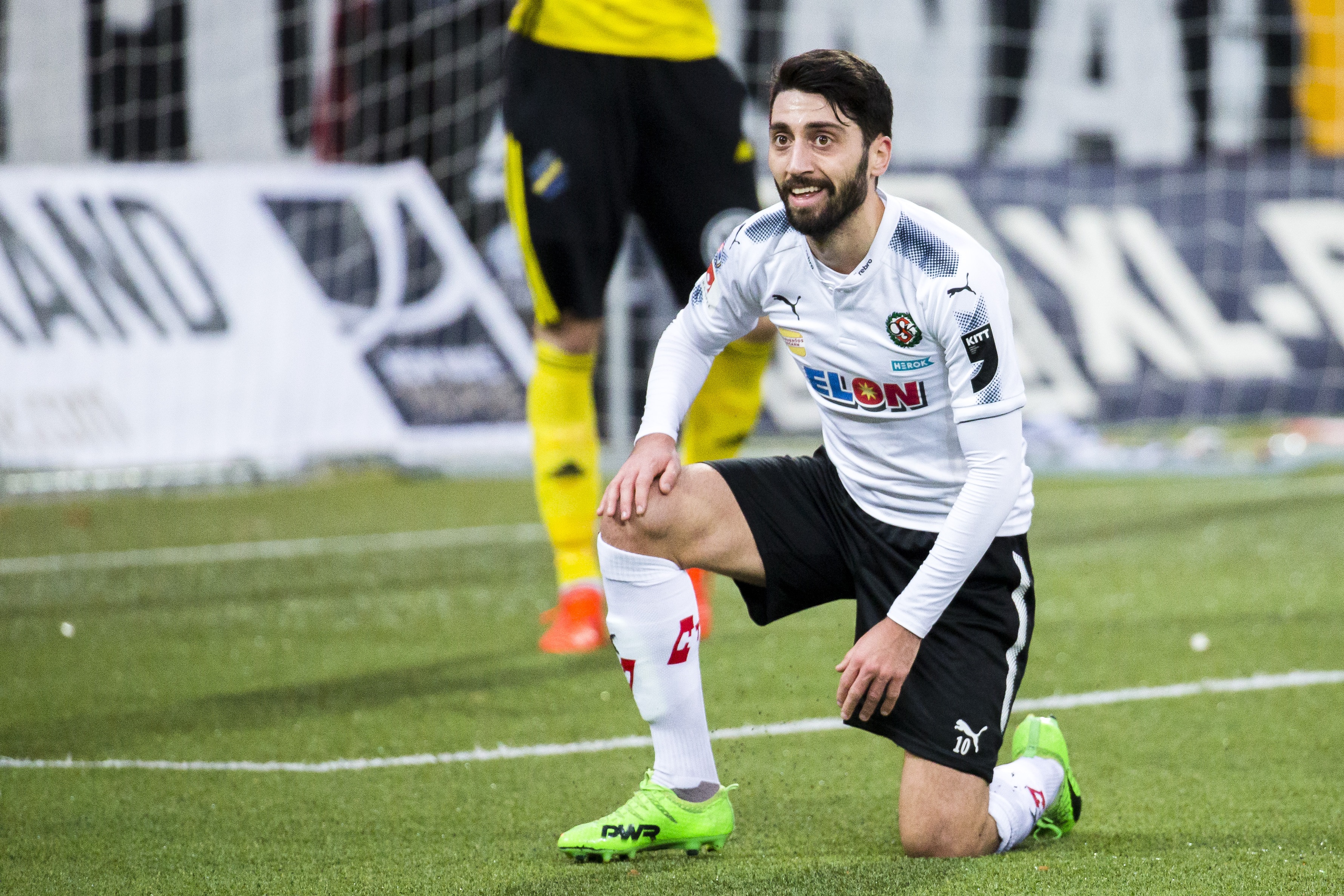 Örebro förlorar flera miljoner på Nahir Besara