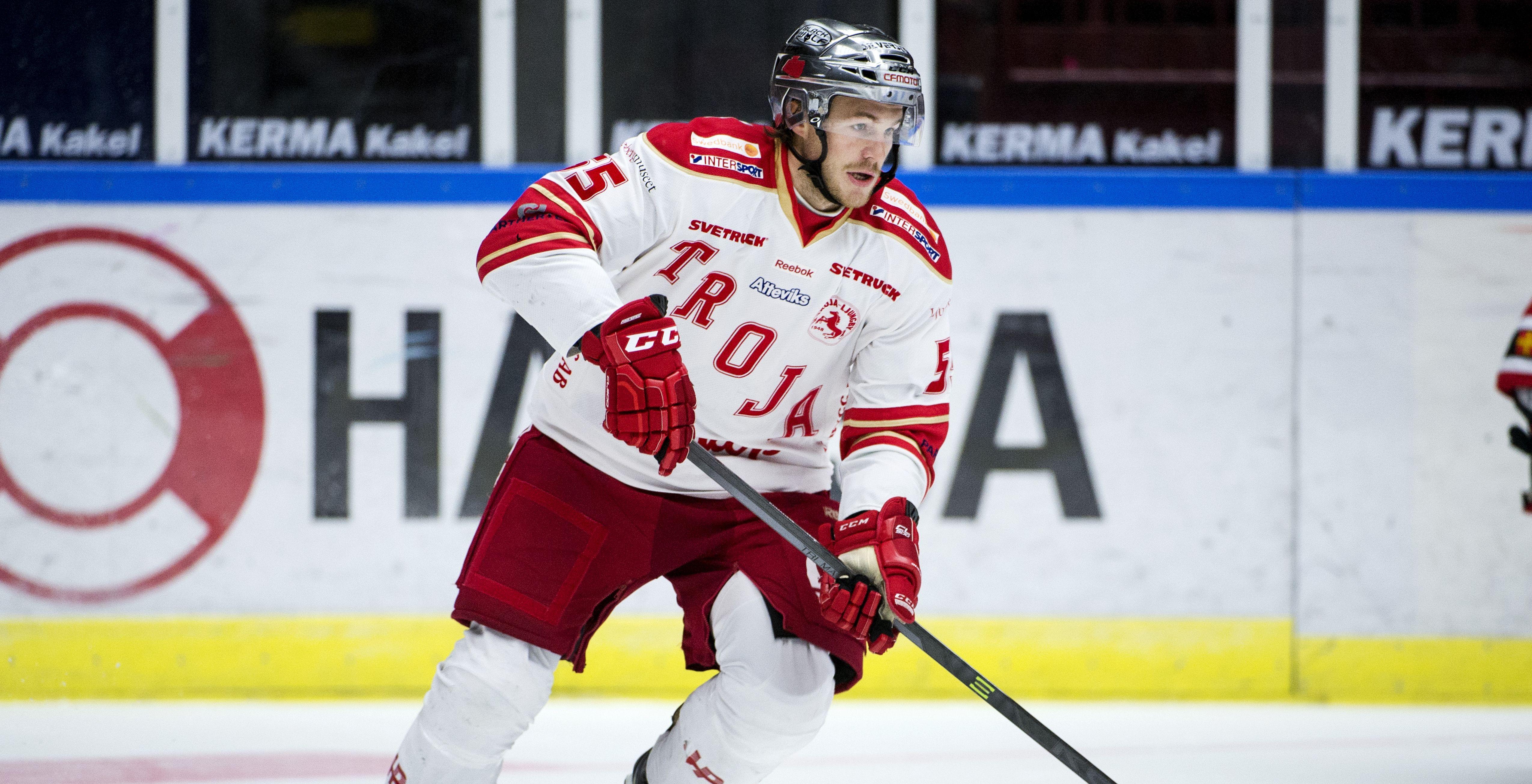 Backen med 143 allsvenska matcher på meritlistan hamnar i Division 2