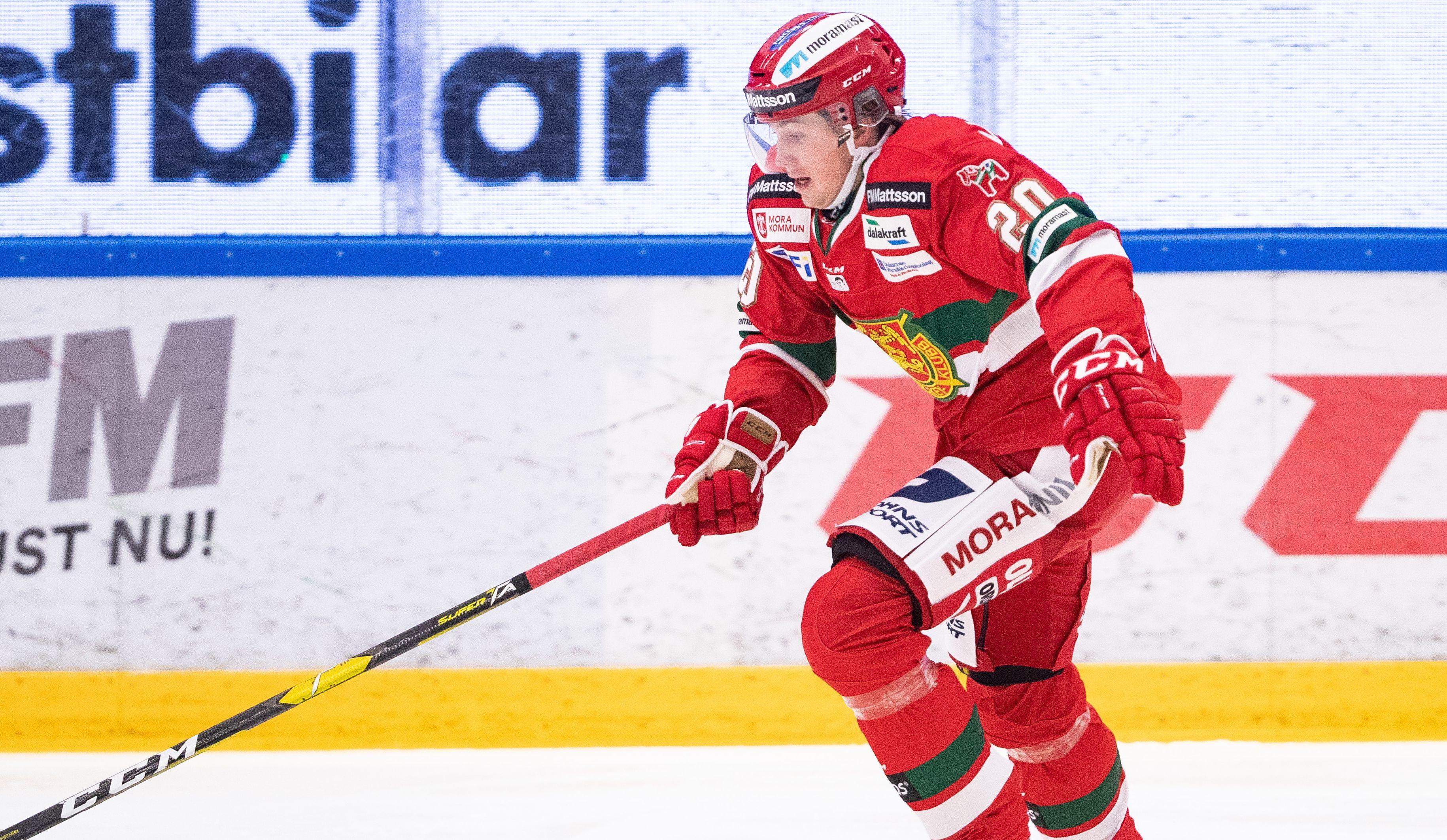 Mora-nyförvärvet: "Det är klart att det finns en viss desperation som ligger i luften"