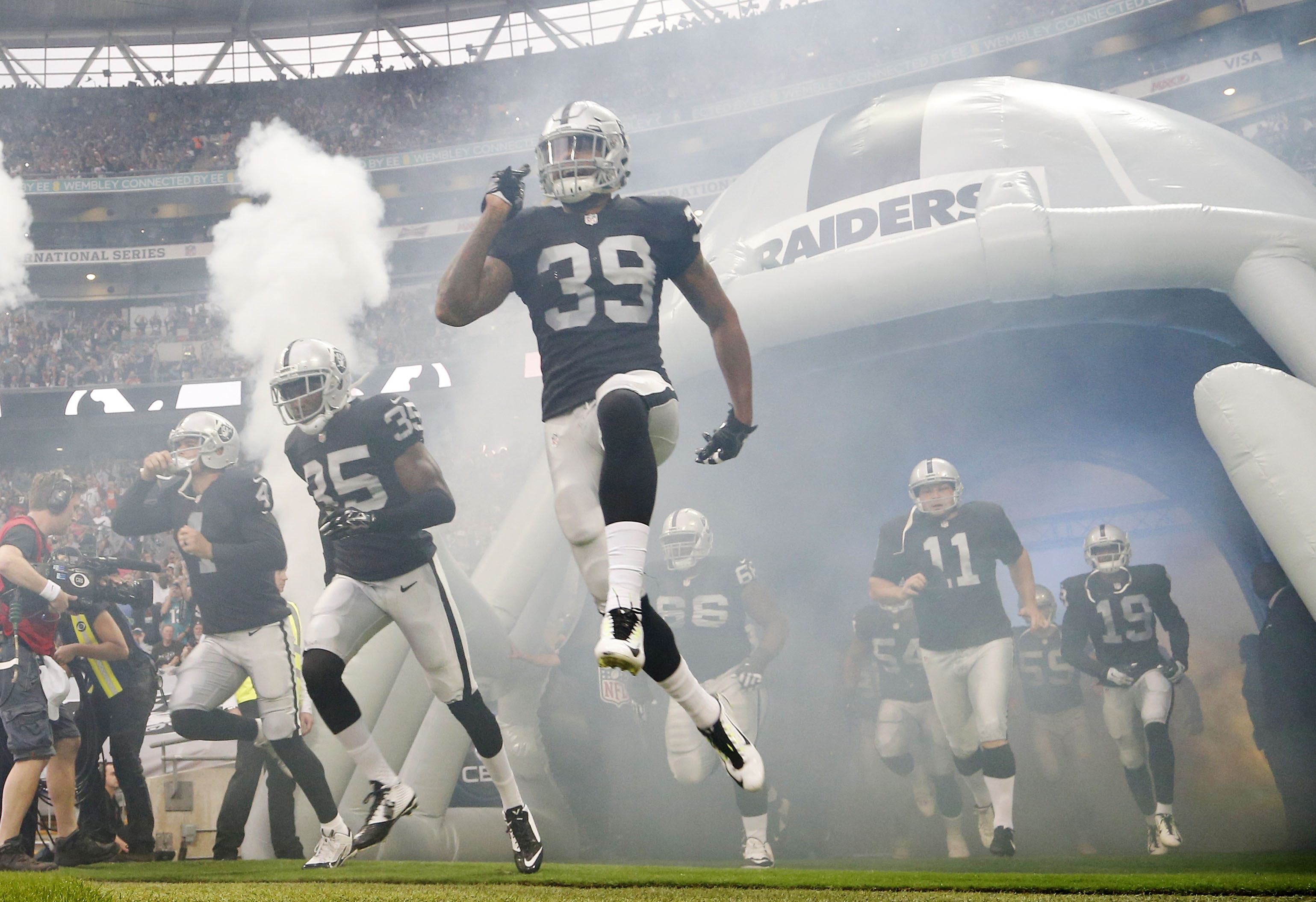 Kaptenen avstängd resten av säsongen