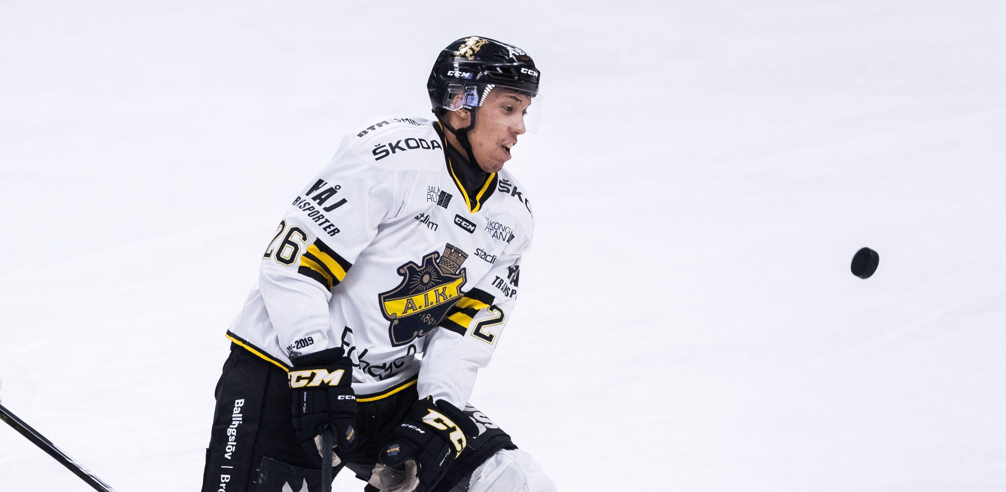 Centern förlänger kontraktet med AIK