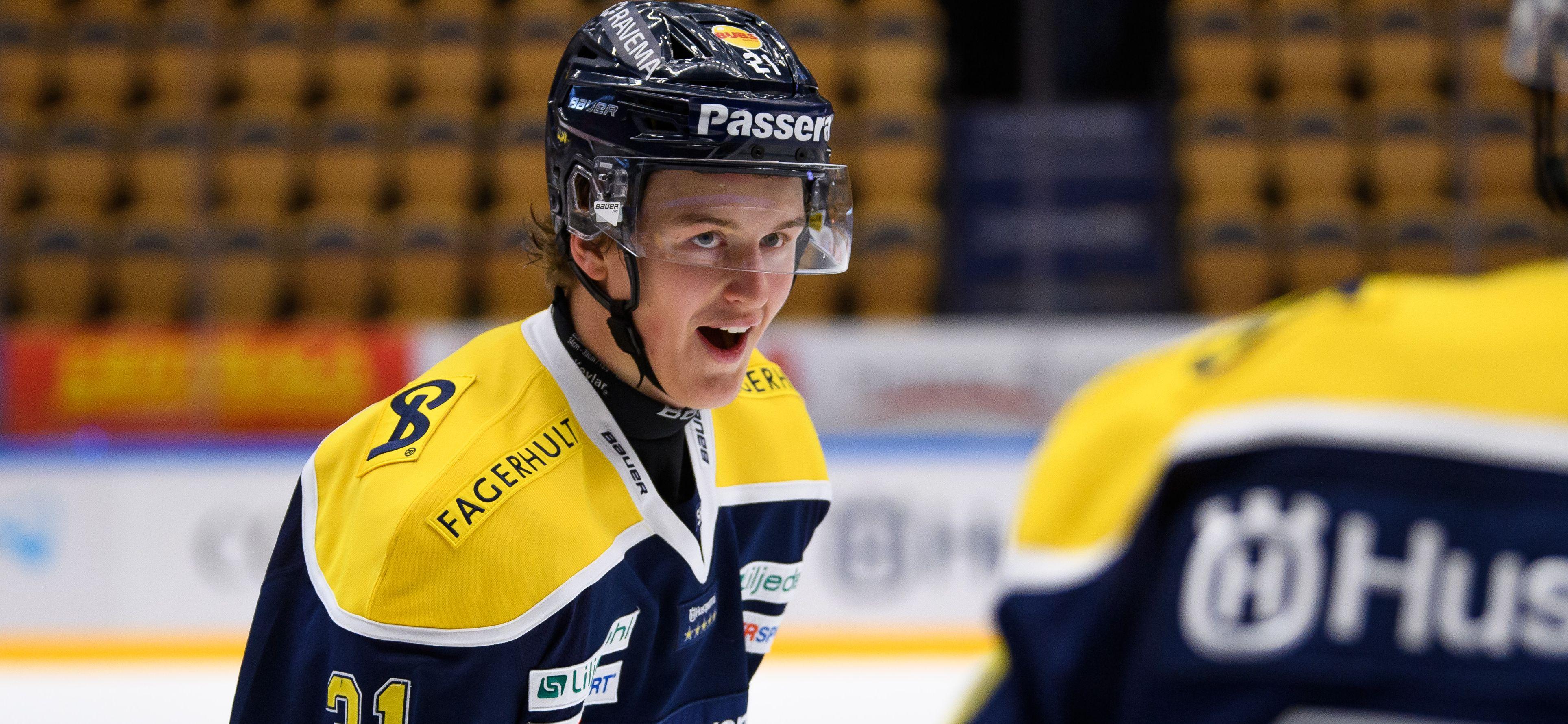 Stortalangen har skrivit på ett A-lagskontrakt med SHL-klubben