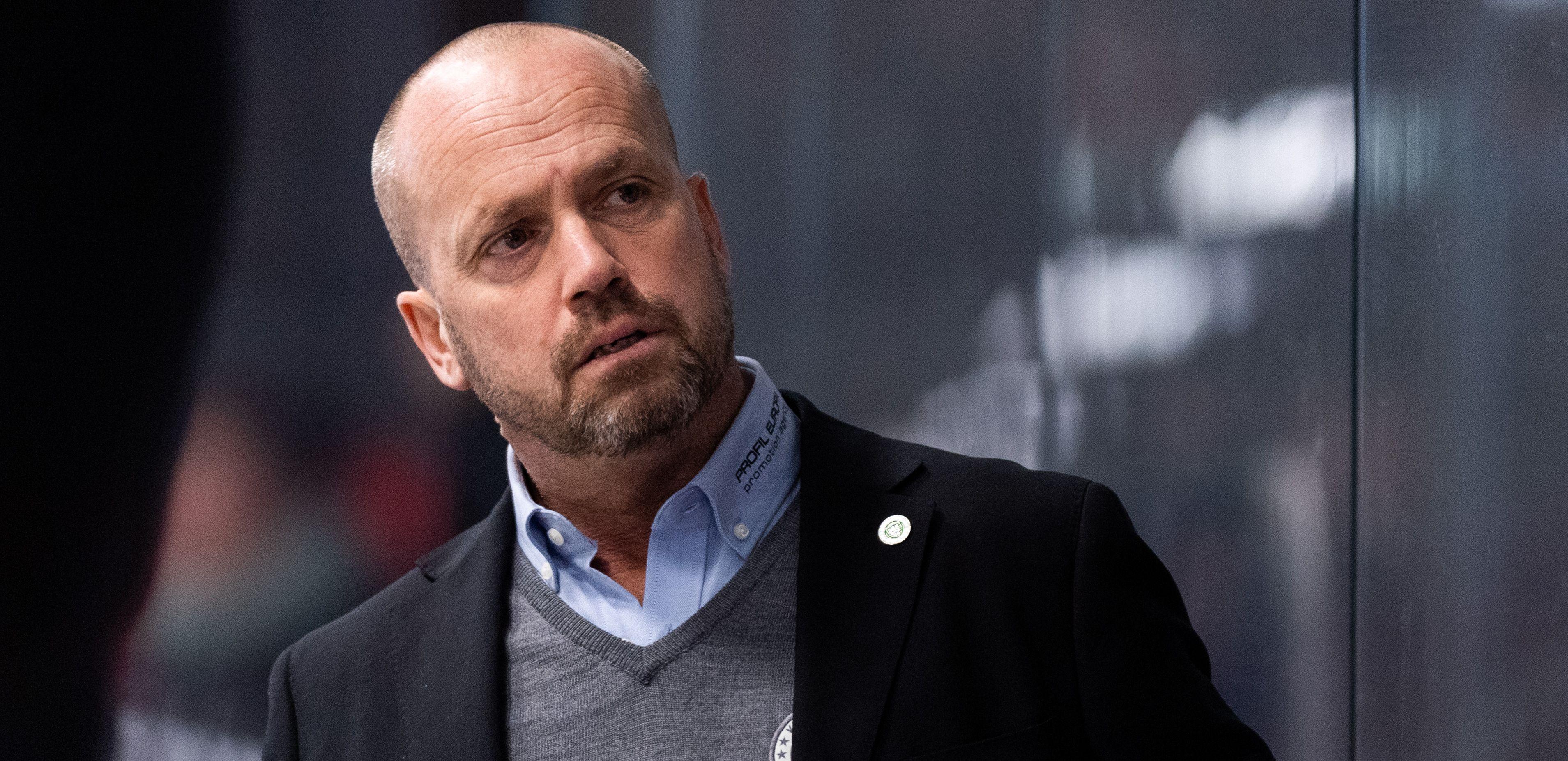 Ny tränare till det allsvenska laget och forwarden ansluter