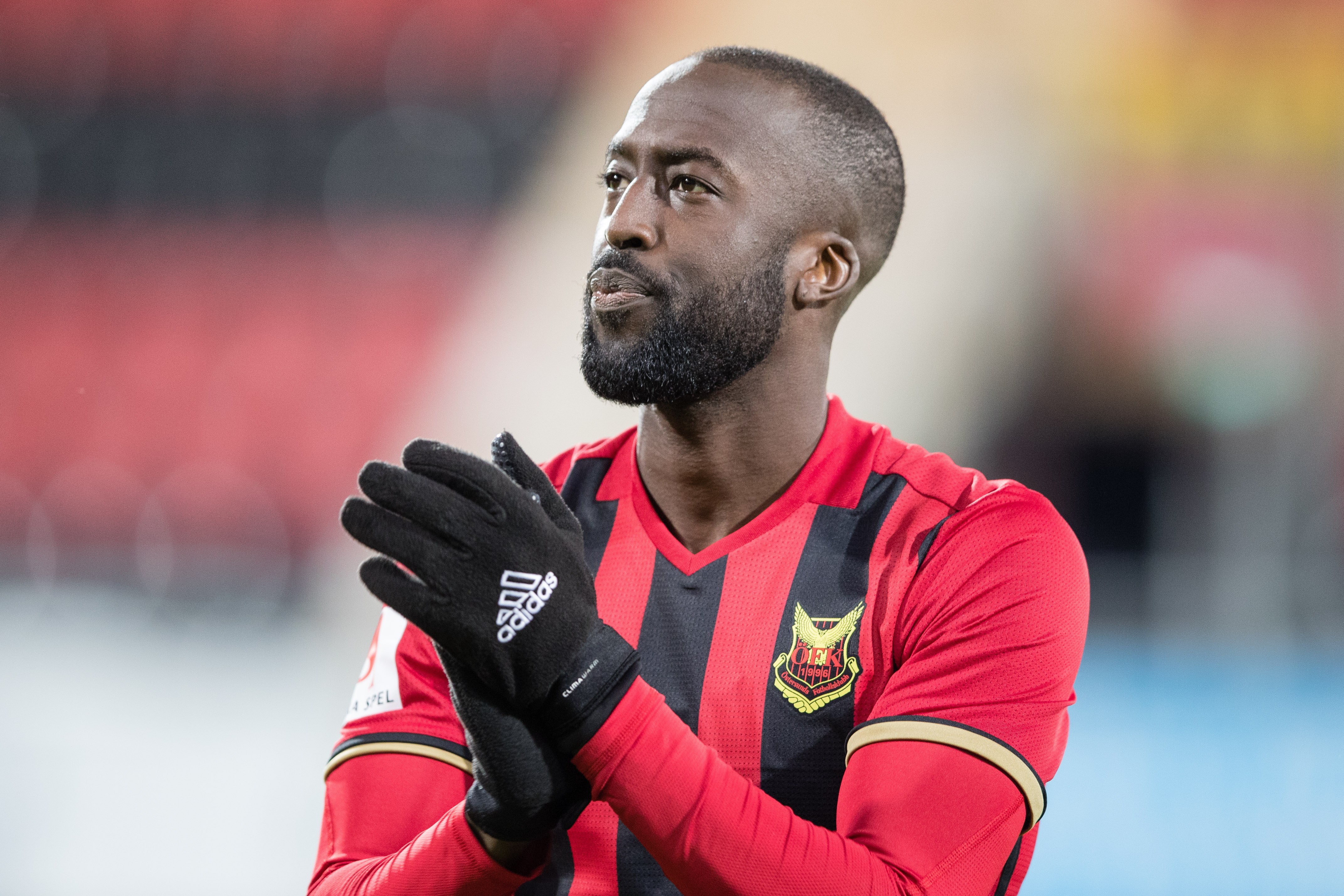 Försvararen förlänger med Östersunds FK