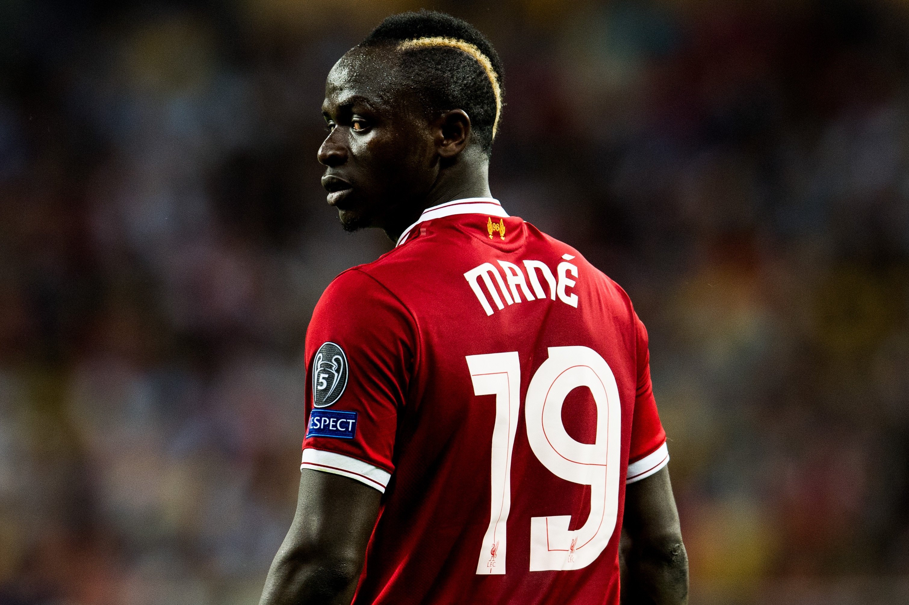 Real Madrid uppges erbjuda en spelare i budet på Sadio Mané