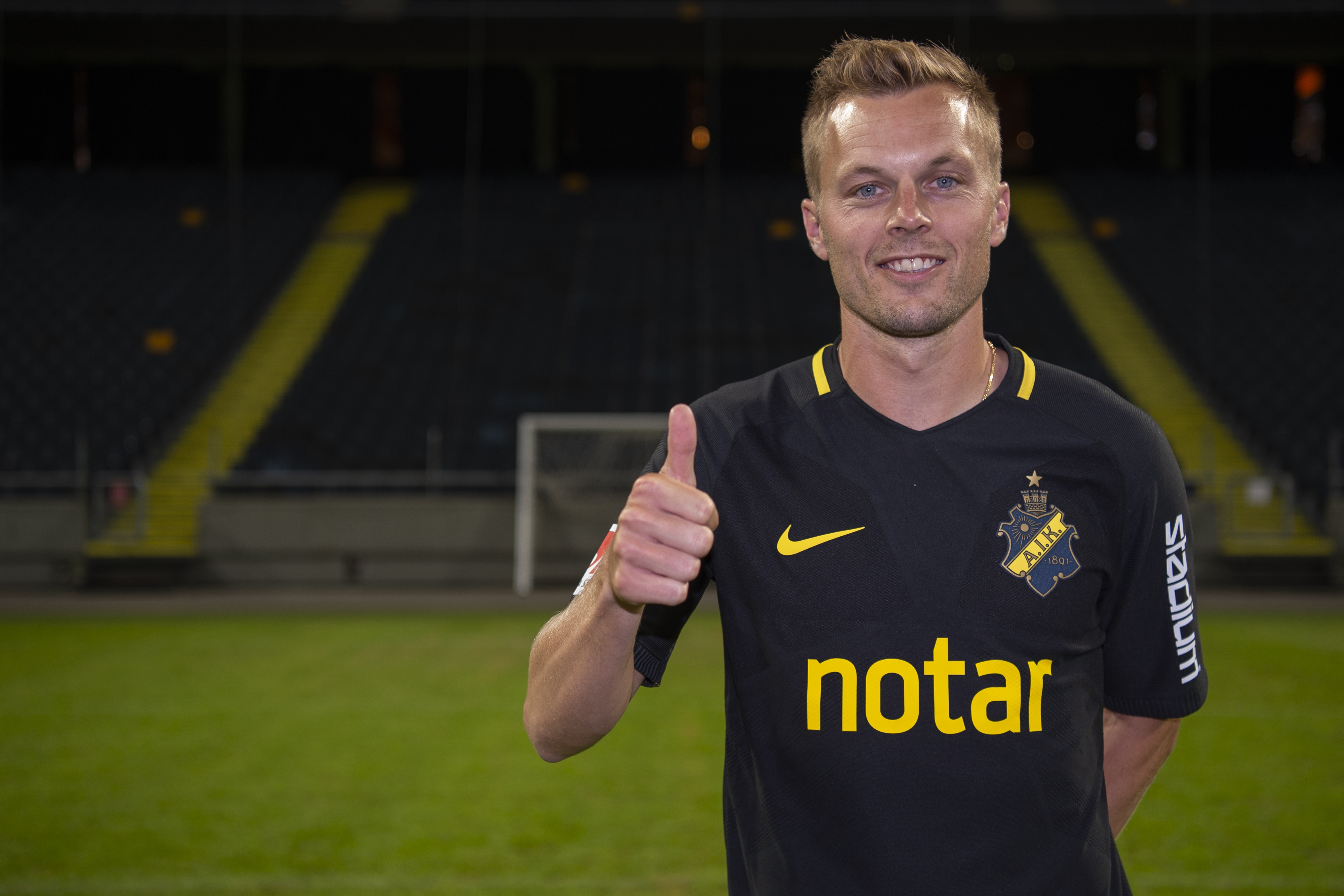 OFFICIELLT: Sebastian Larsson klar för AIK