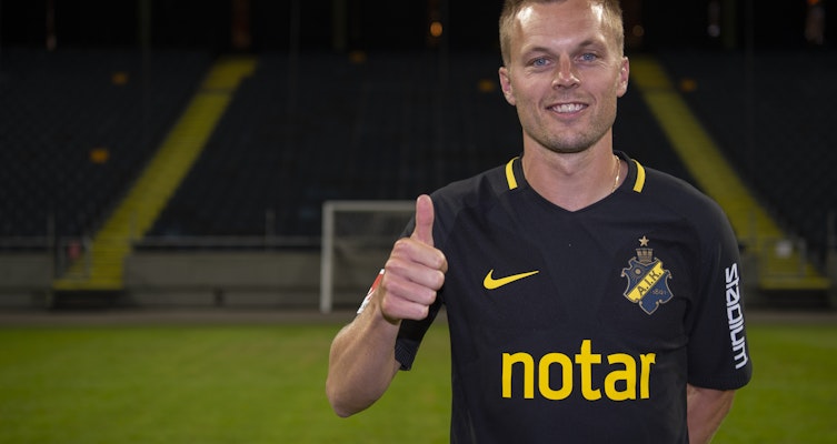 OFFICIELLT: Sebastian Larsson klar för AIK