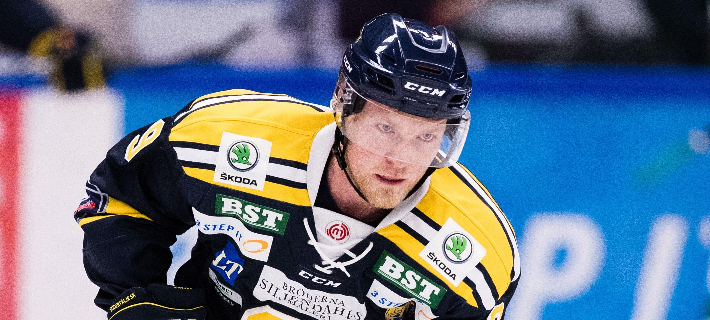 Sebastian Bengtsson blir kvar i HockeyAllsvenskan