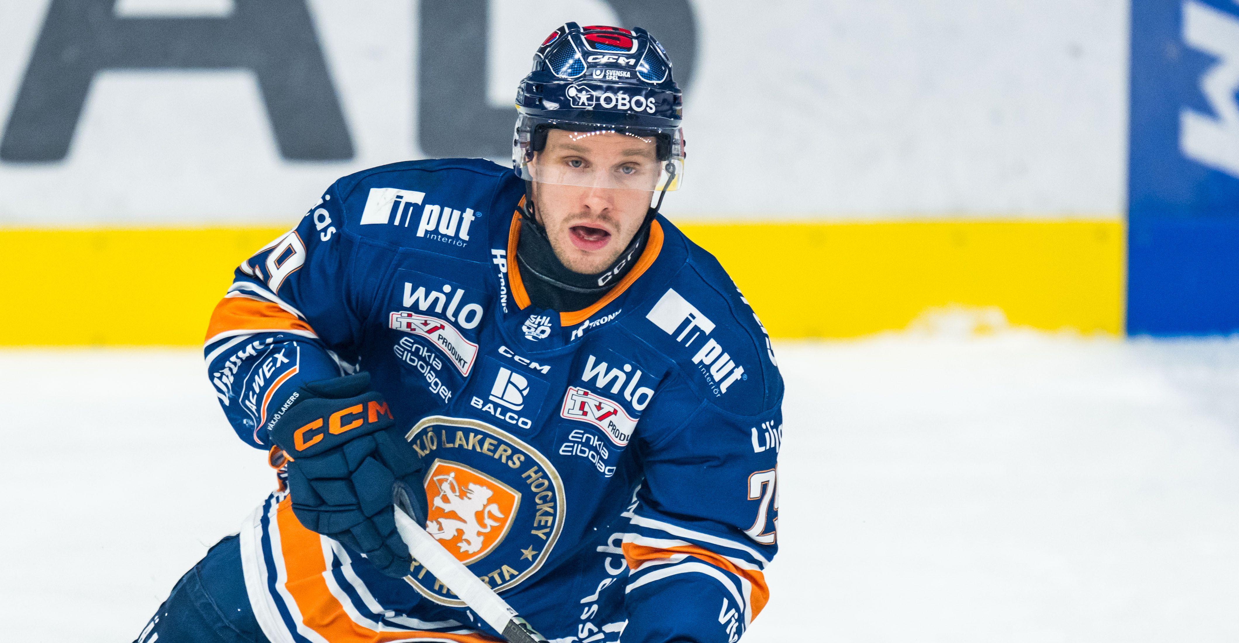Den Tre Kronor-meriterade tvåvägscentern blir kvar i minst två säsonger