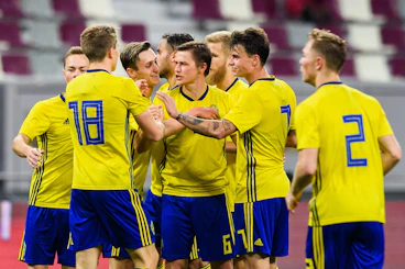 Simon Thern I Sverige