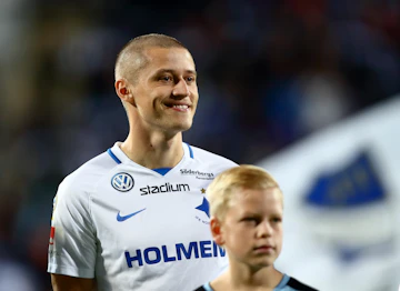 Simon Thern