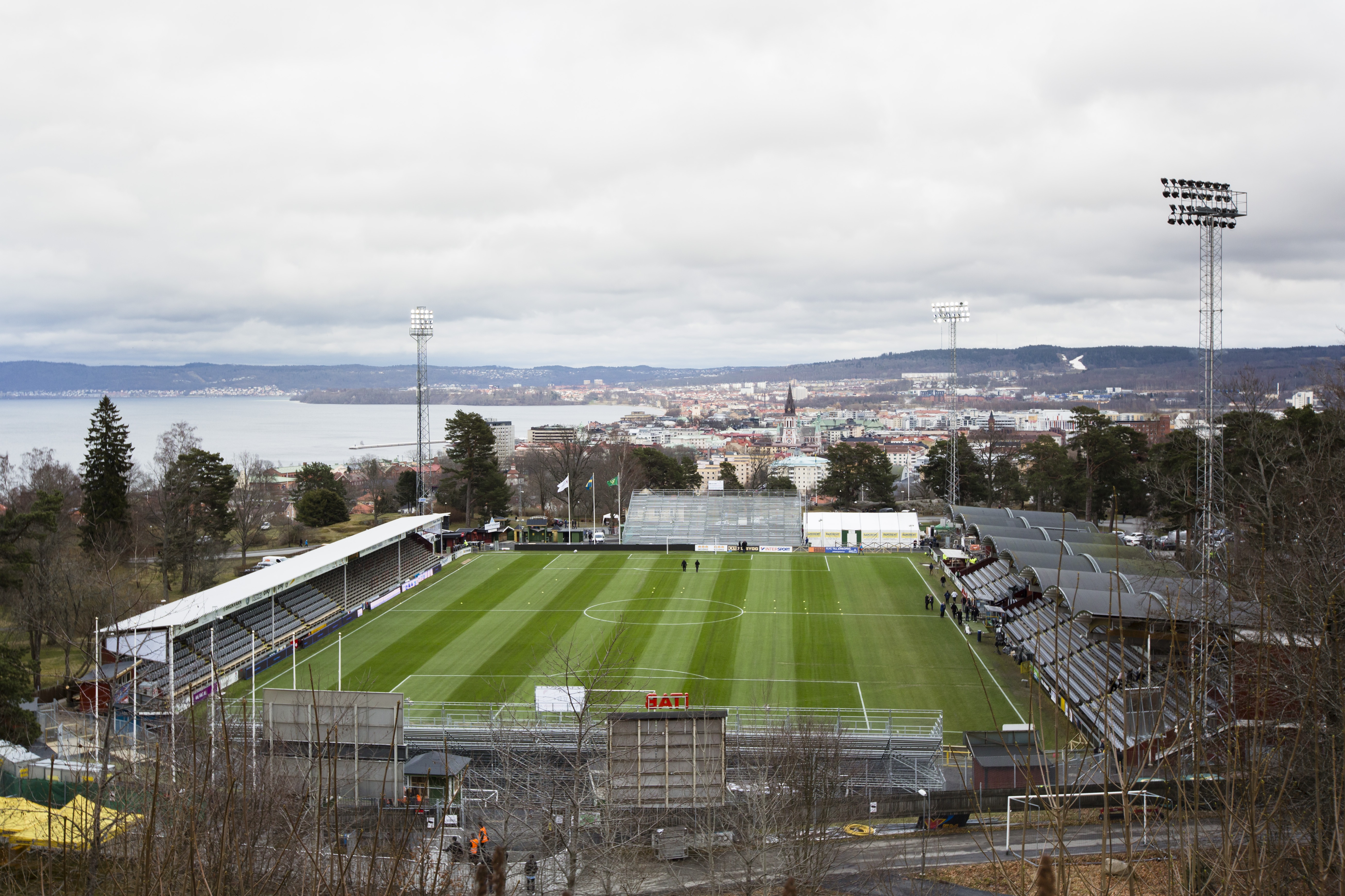 J-Södras arena ska rustas upp för 150 miljoner - får nytt underlag