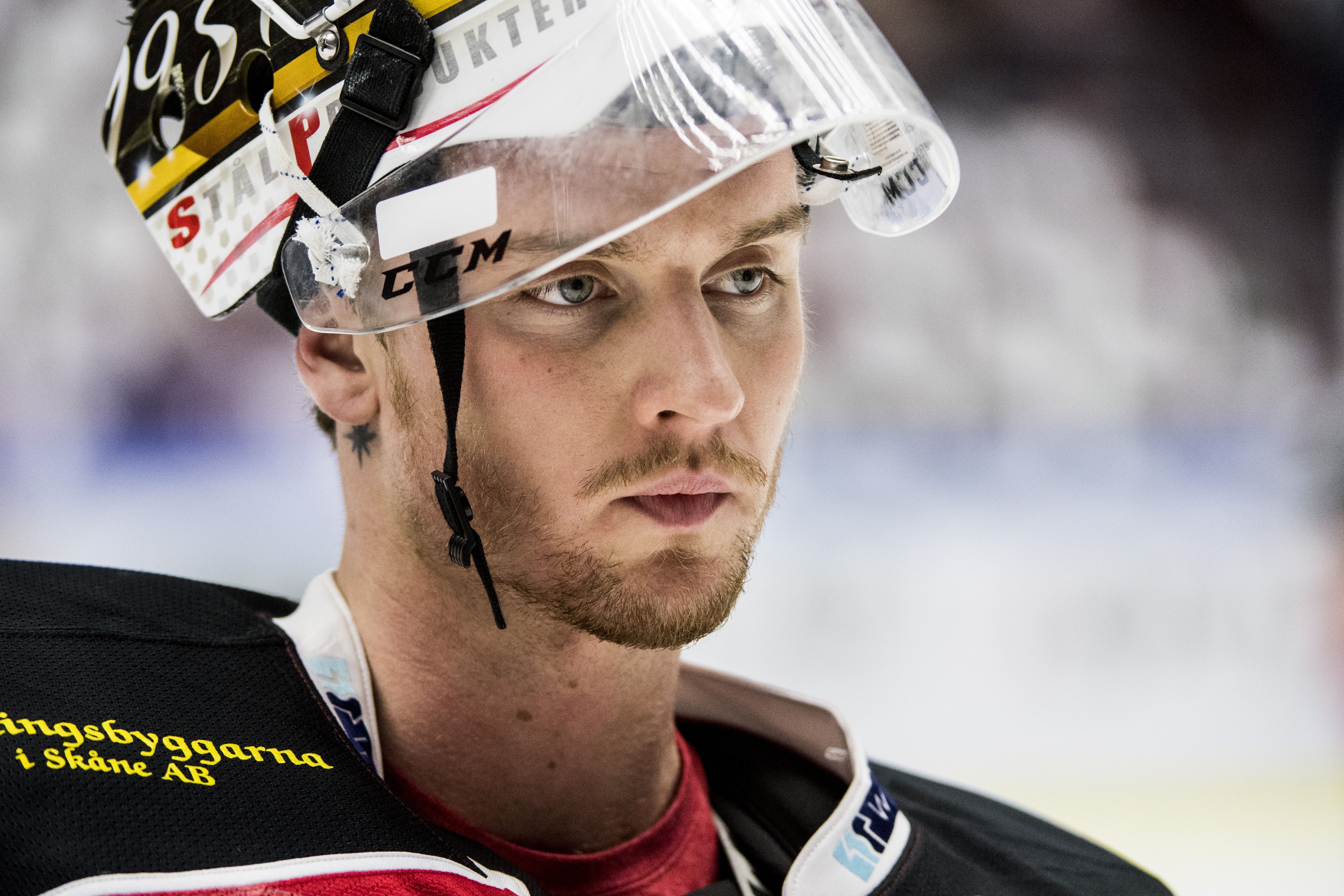 Spel i Tingsryd väntar för Tex Williamsson. Spel i Tingsryd väntar för Tex Williamsson.
