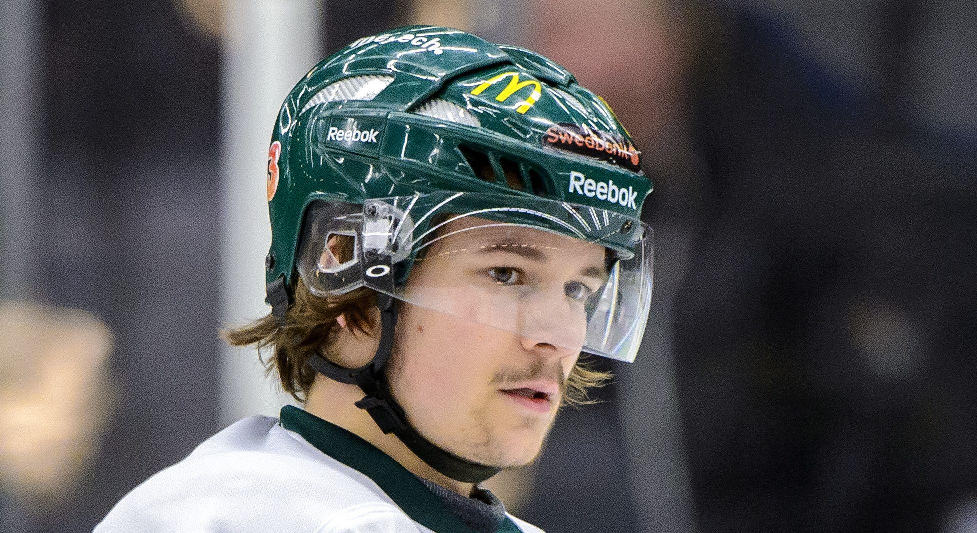 Den offensivt skicklige backen får ett allsvenskt kontrakt