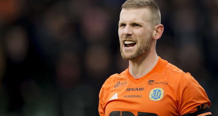 Allsvenska målvakten tvingas lägga av