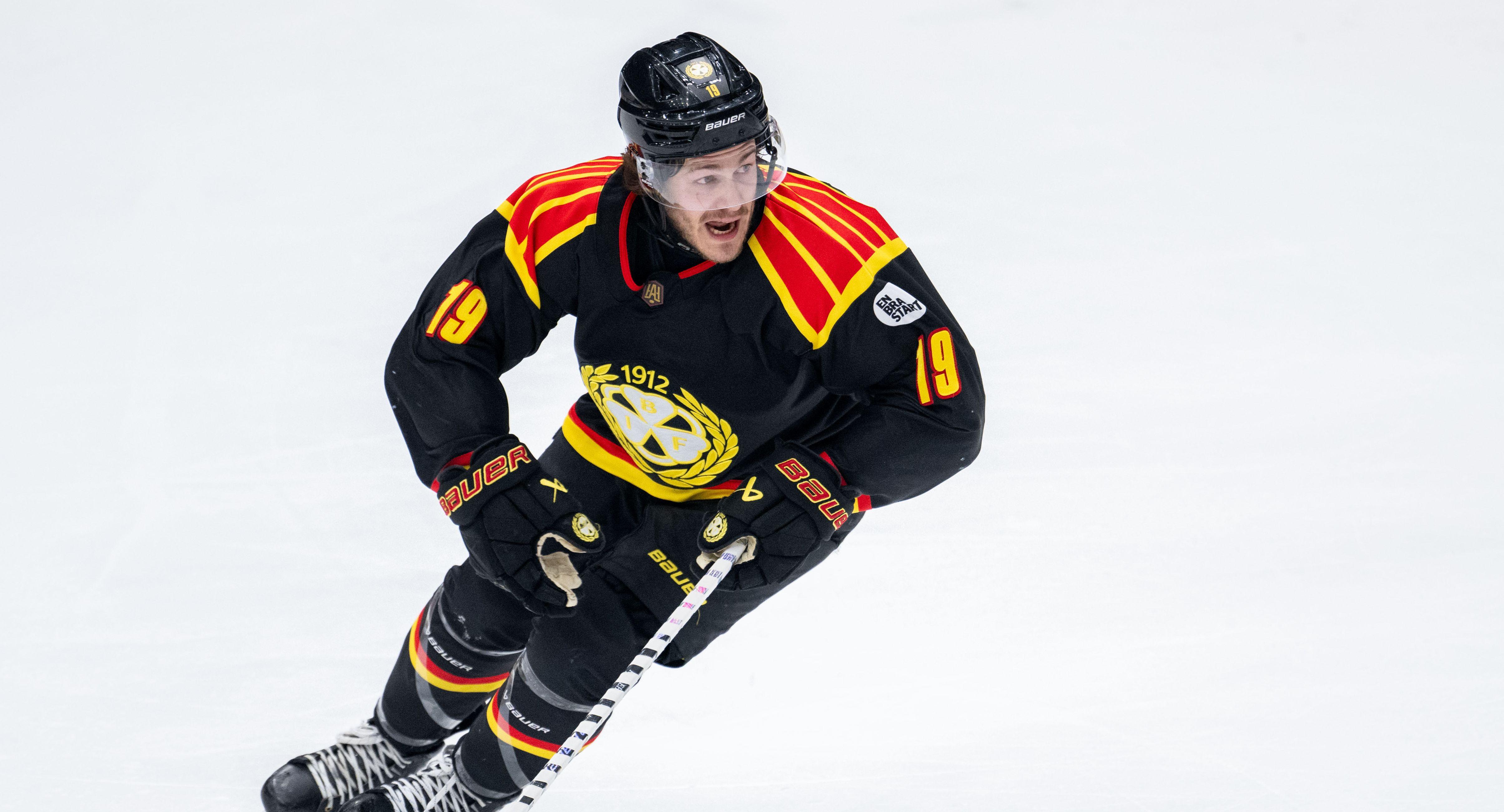 Tyler Kelleher förstärker