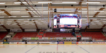 Upplands Bilforum Arena FOTO Tobias Sterner