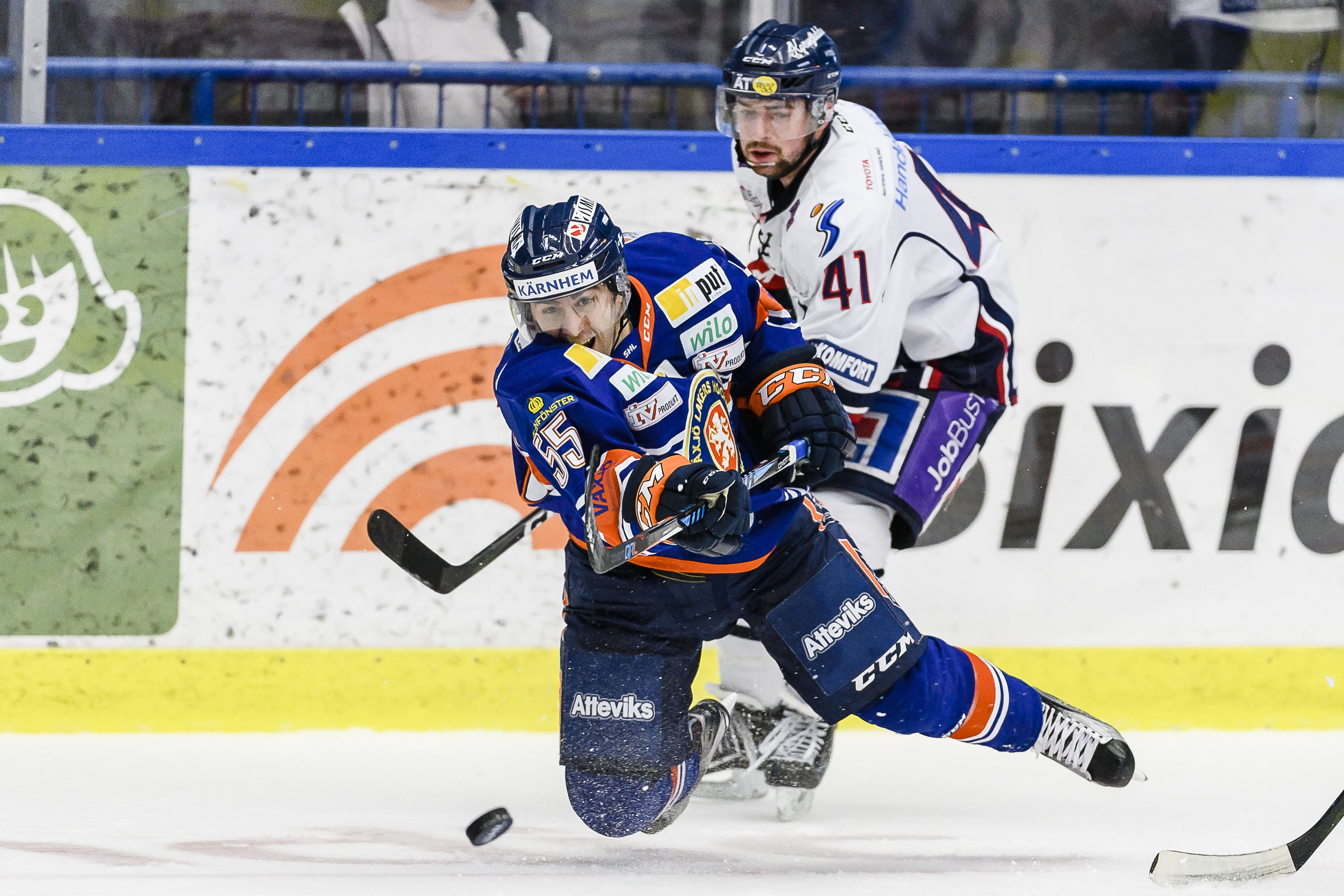 C More satsar på försäsongsmatcher