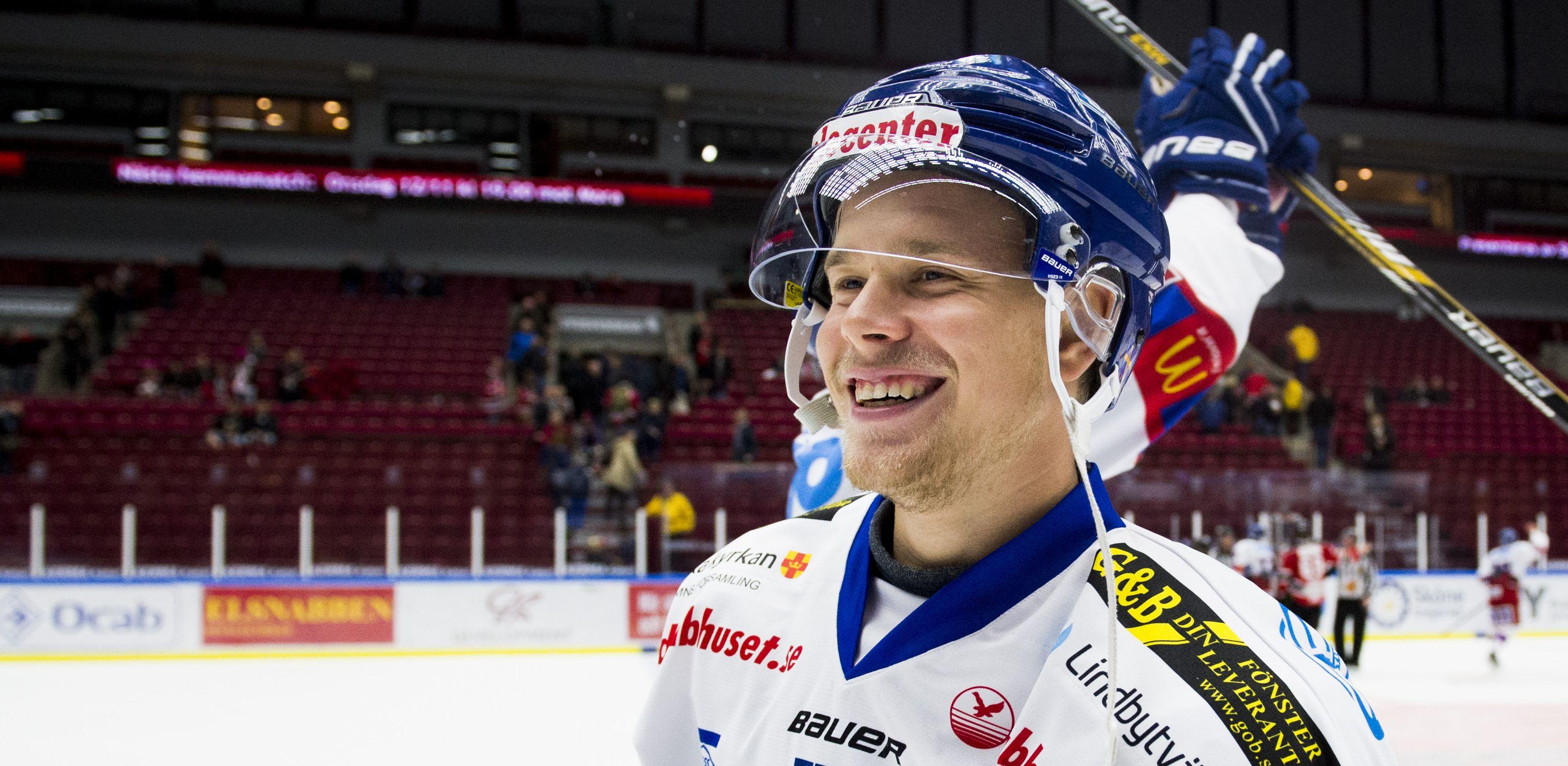 Hade kontrakt till och med säsongen 2019/2020 - nu bryts avtalet