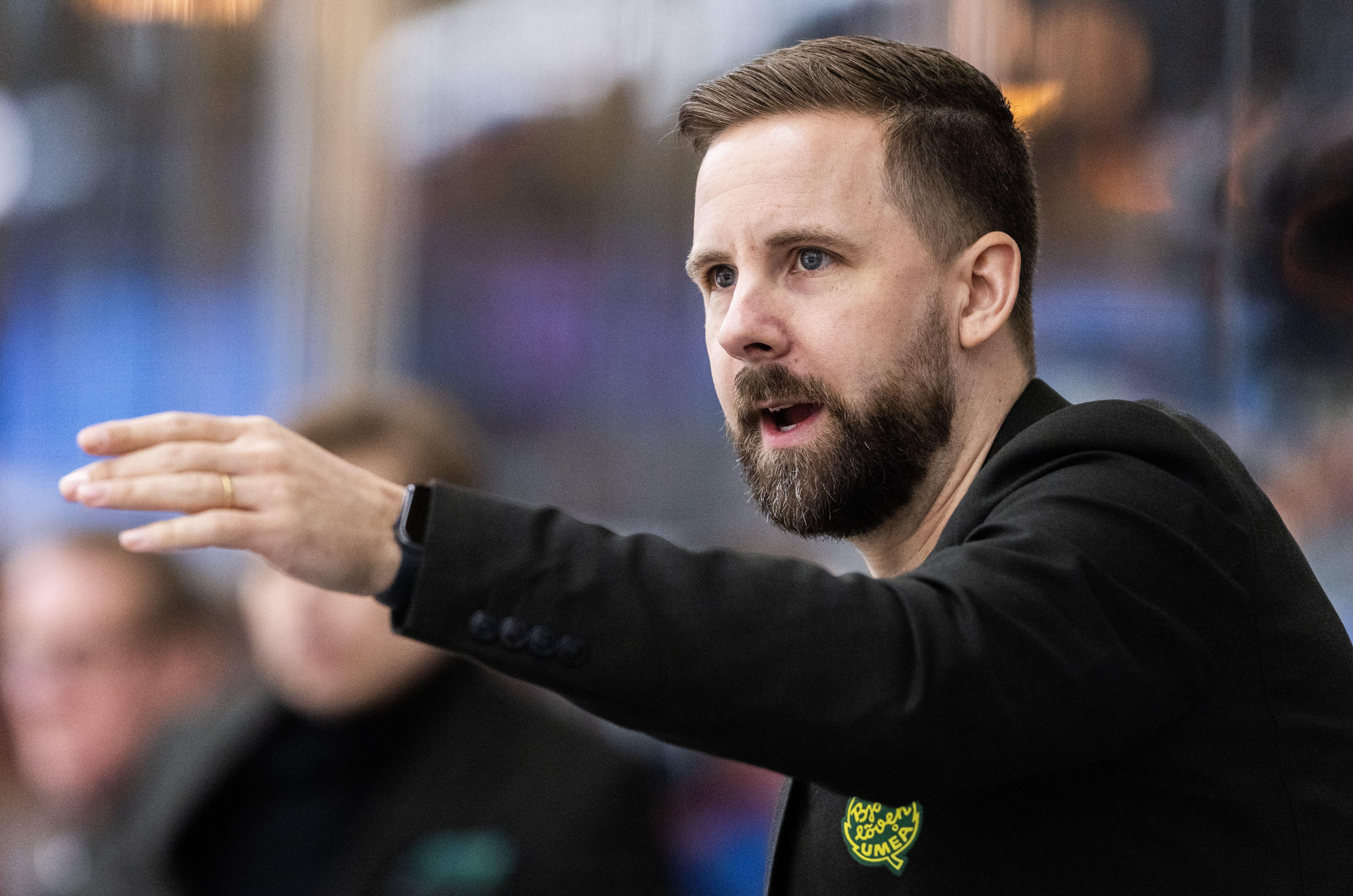 Tränarna blir inte kvar efter fiaskot