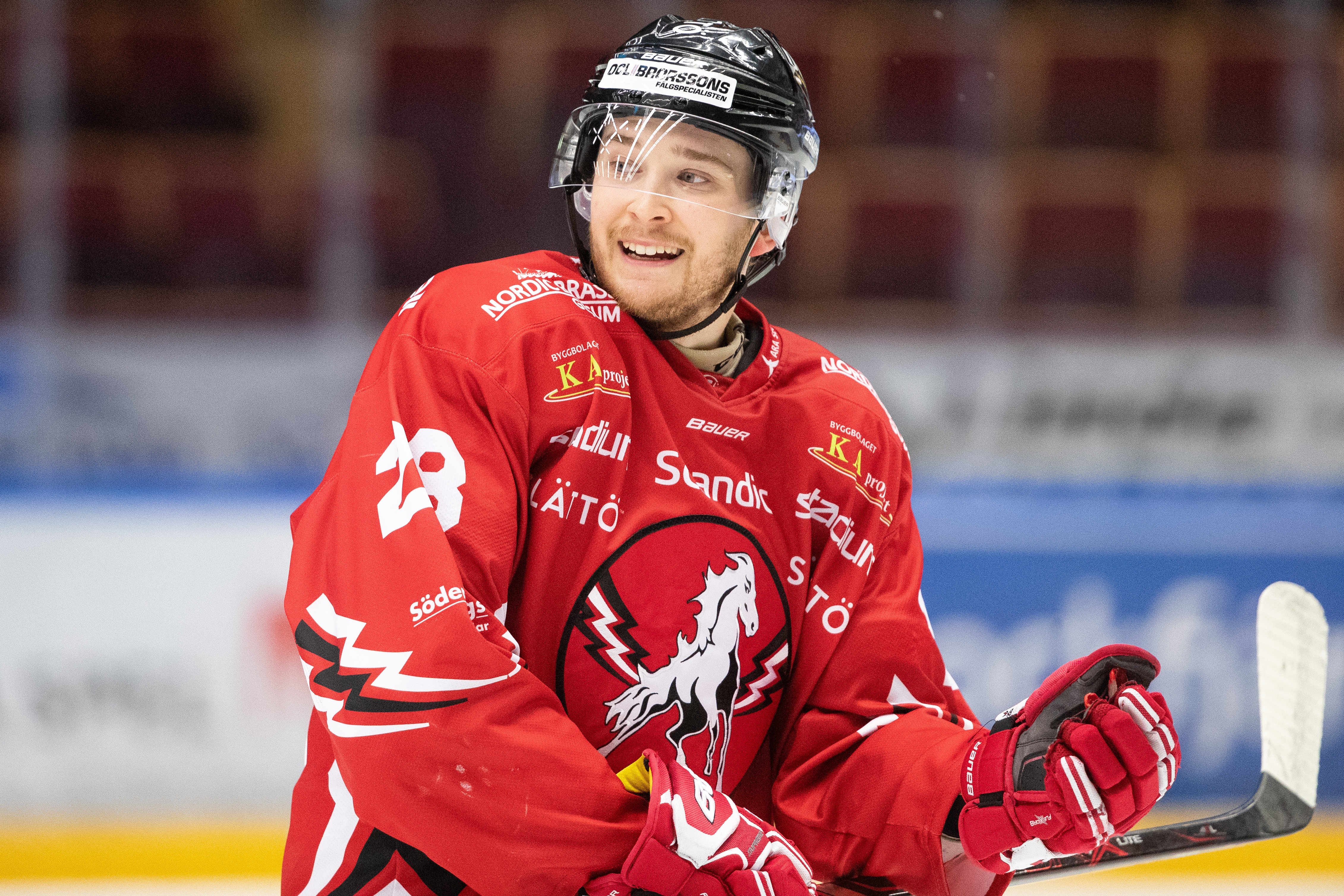 Tunga namnen lämnar Vita Hästen