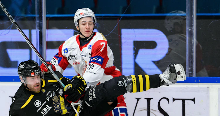 Forwarden med HockeyAllsvenskan-meriterna slutar