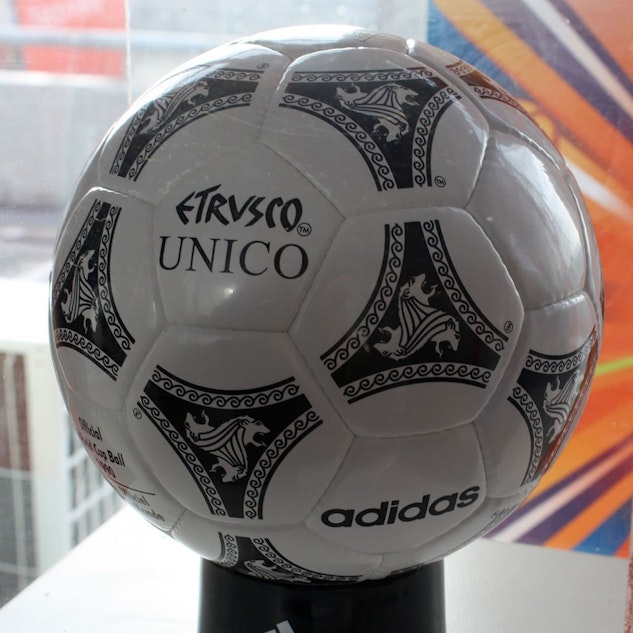 Adidas Etrusco Unico 1990 World Cup Ball Usx7Dg3Bosx51Fzr7Cs3U47E6