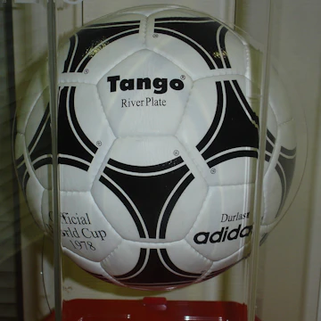 Adidas Tango 1978 World Cup Ball 1Cuaxehf7G101R1Y2Ruqp9Kp1
