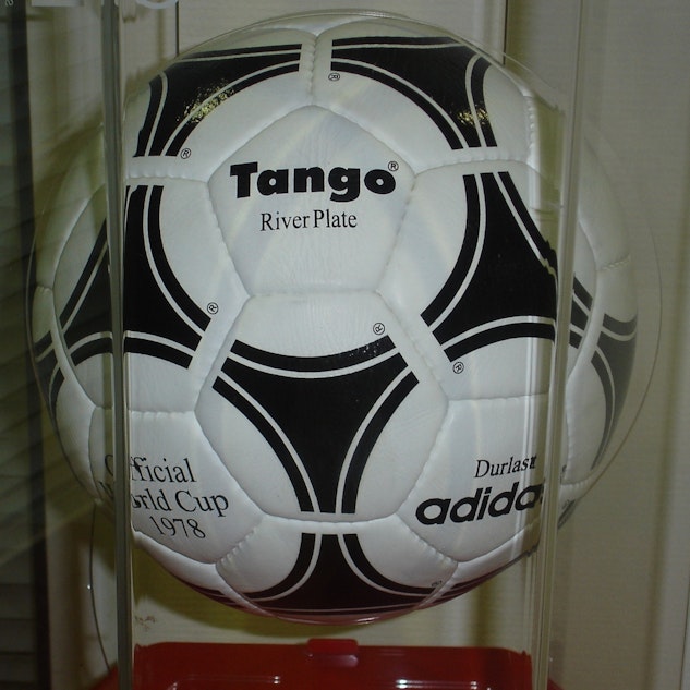 Adidas Tango 1978 World Cup Ball 1Cuaxehf7G101R1Y2Ruqp9Kp1