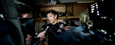 Joe Sakic Cropped